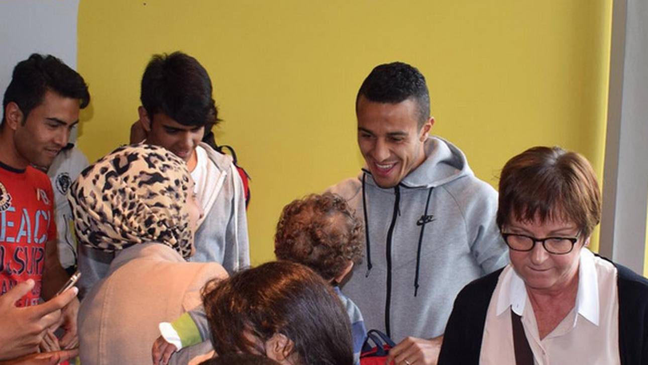 Thiago unterstützt Hilfsprojekt