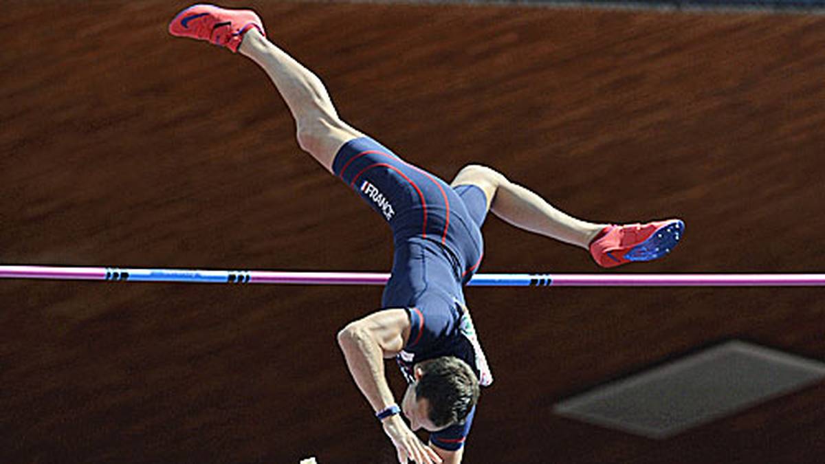Ok, es gibt Grenzen: An Stabhochsprung-Weltrekordler Renaud Lavillenie kommt sie natürlich nicht ran. Der Franzose sichert sich mit 5,90 m zum dritten Mal in Serie den EM-Titel