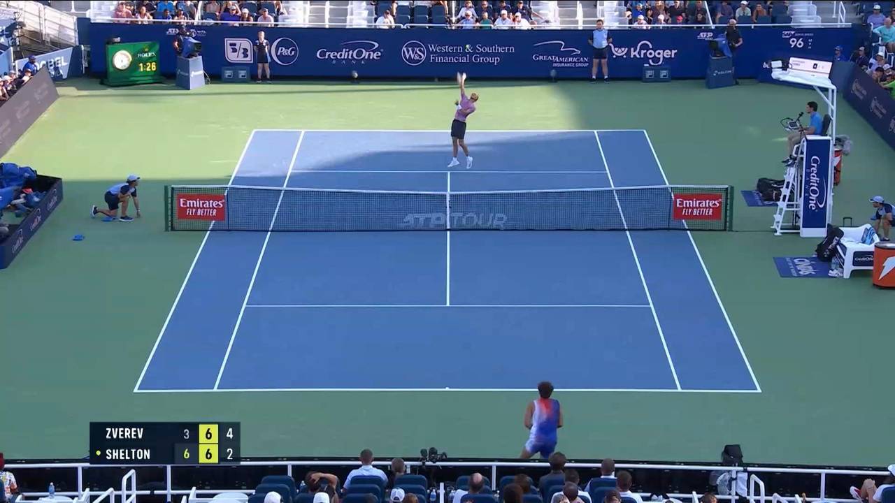 Zverev weiter – und fordert Superstar