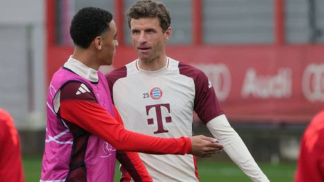 Thomas Müller spricht über die Torjäger-Qualitäten von Jamal Musiala beim FC Bayern - und verrät, warum er selbst an der neuen Stärke seines Mitspielers einen großen Anteil hat.