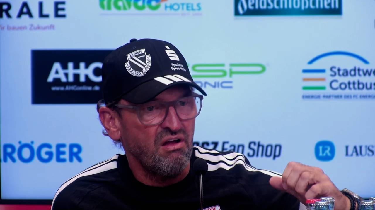 Wollitz: "Ich finde das nicht abenteuerlich, ich finde das abartig"
