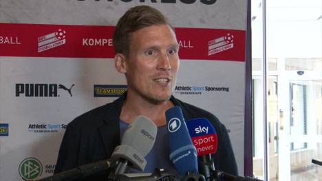 Mit dem Hamburger SV und Schalke 04 eröffnen zwei große Namen die neue Zweitliga-Saison. Die Ambitionen sind aktuell höher als die Realität.