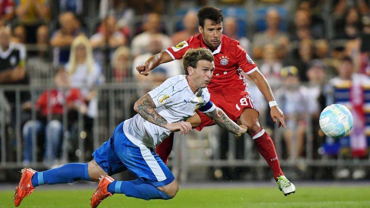 Juan Bernat - Mittlere Reife