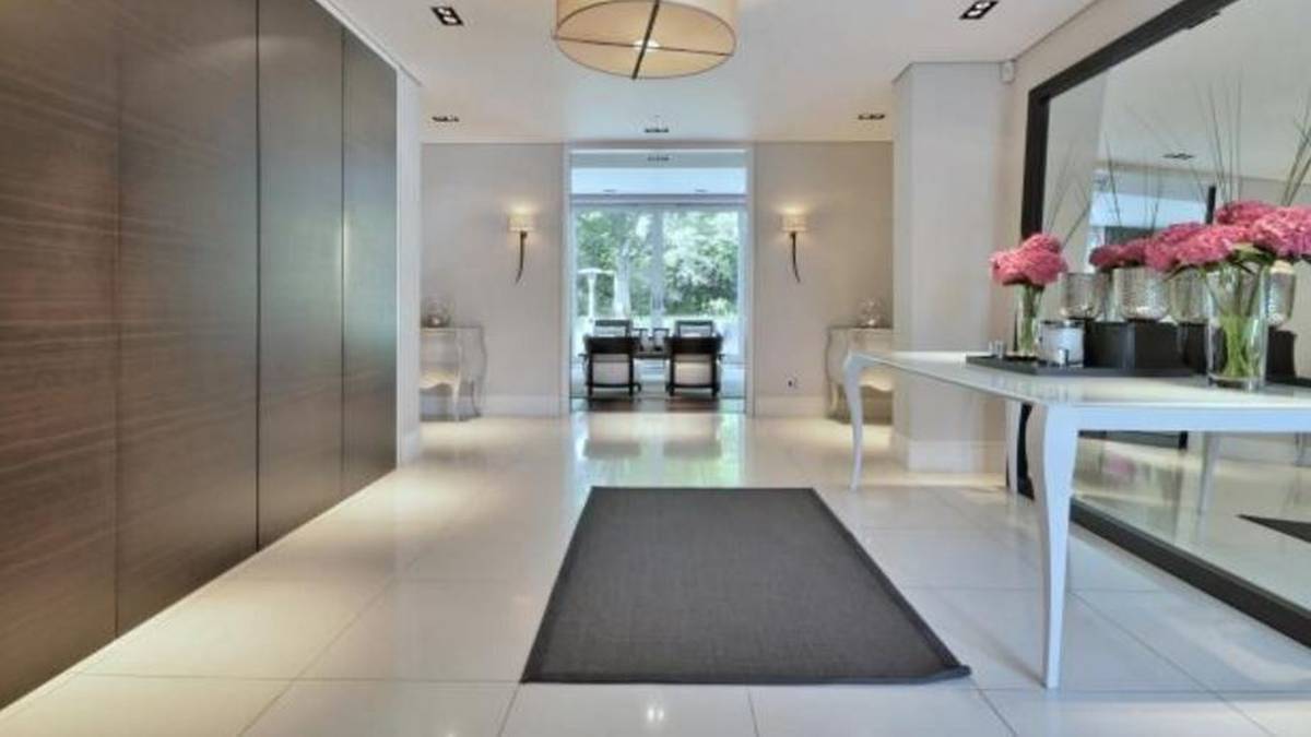 Denn bis zum Trainingsgelände der Gunners sind es nur ein paar Minuten, das liegt nämlich ebenfalls im Norden Londons