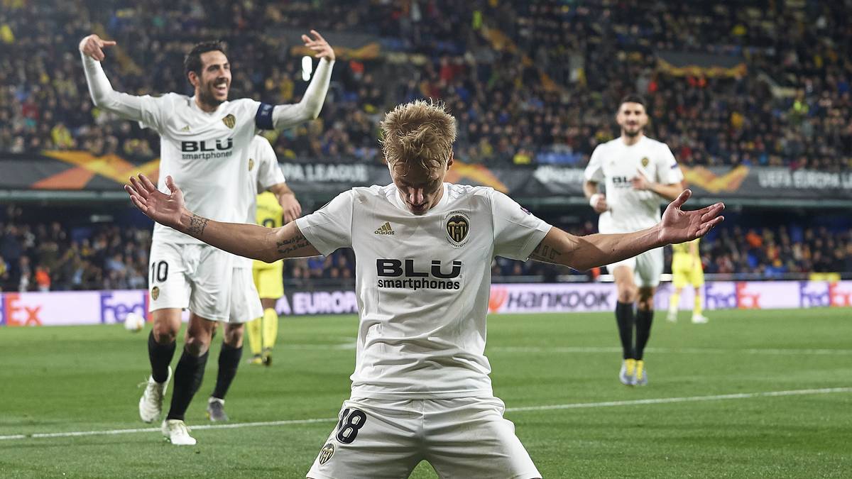 PLATZ 4 - FC VALENCIA: Die "Fledermäuse" stehen dank zweier souveräner Siege über den Ligarivalen Villarreal verdient in der Vorschlussrunde. Dem 3:1-Auswärtssieg folgte ein 2:0 im heimischen Mestalla-Stadion