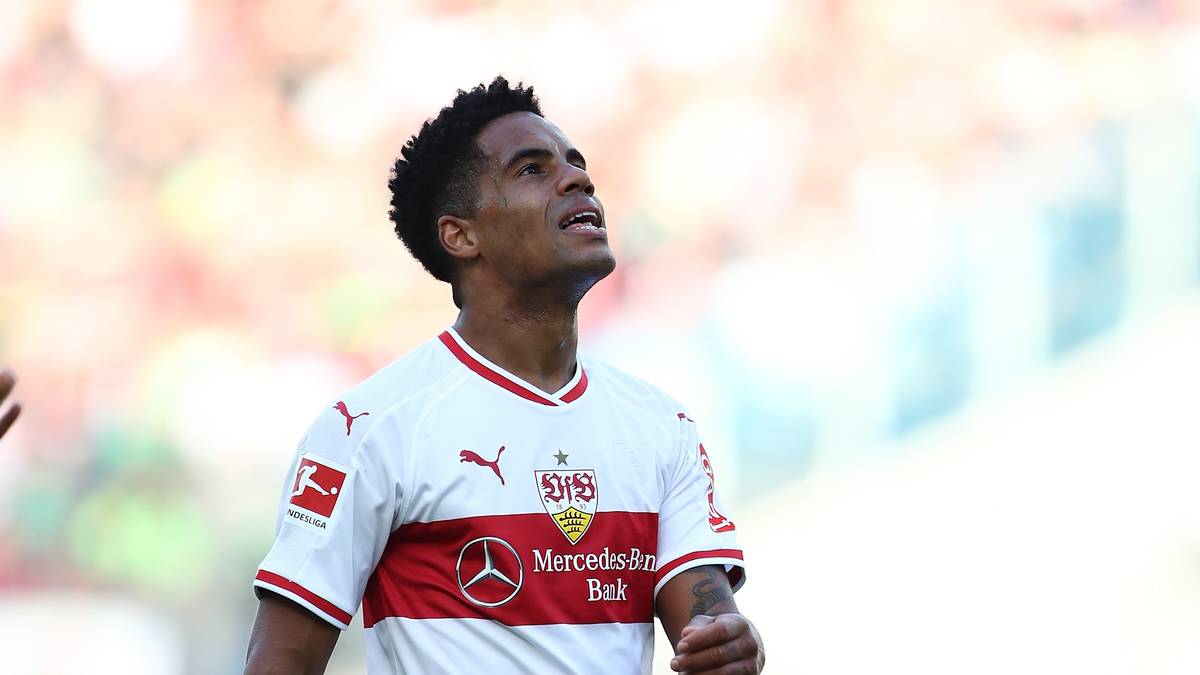 Nach langwierigen Achillessehnenproblemen und daraus resultierendem Trainingsrückstand laborierte Didavi zuletzt an einer Grippe. Sein aktueller Kontrakt läuft noch bis 2021. Gelangt er nicht bald zu alter Form, könnte ein vorzeitiger Wechsel Thema werden