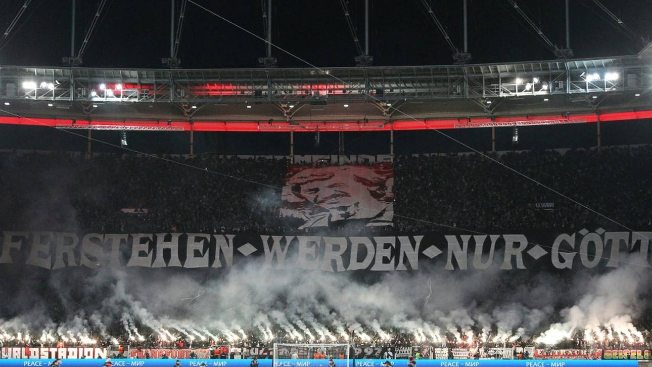 Frankfurt benennt Tribüne nach Klubikone