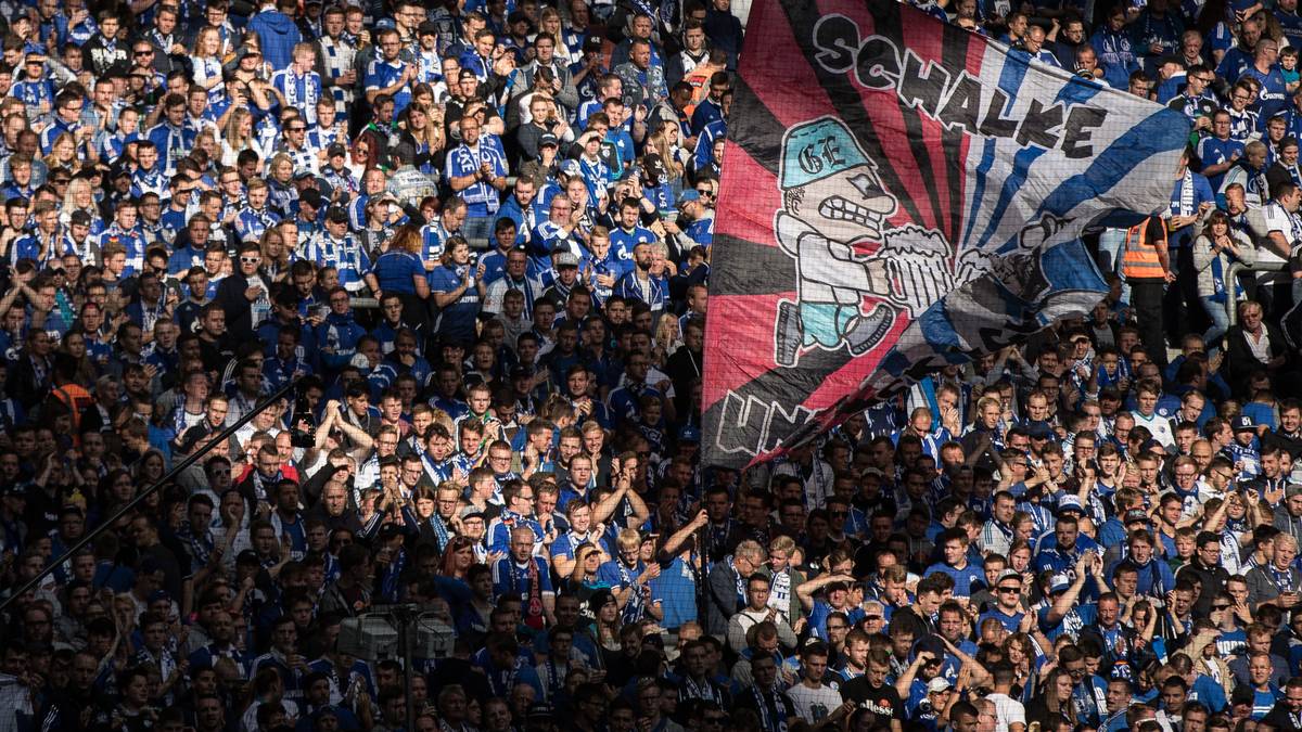 Zum zweiten Sonntagsspiel empfängt Schalke den VfB Stuttgart