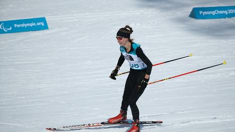 Die Russin Michalina Lysowa gewann bei den Paralympics Gold im Biathlon 