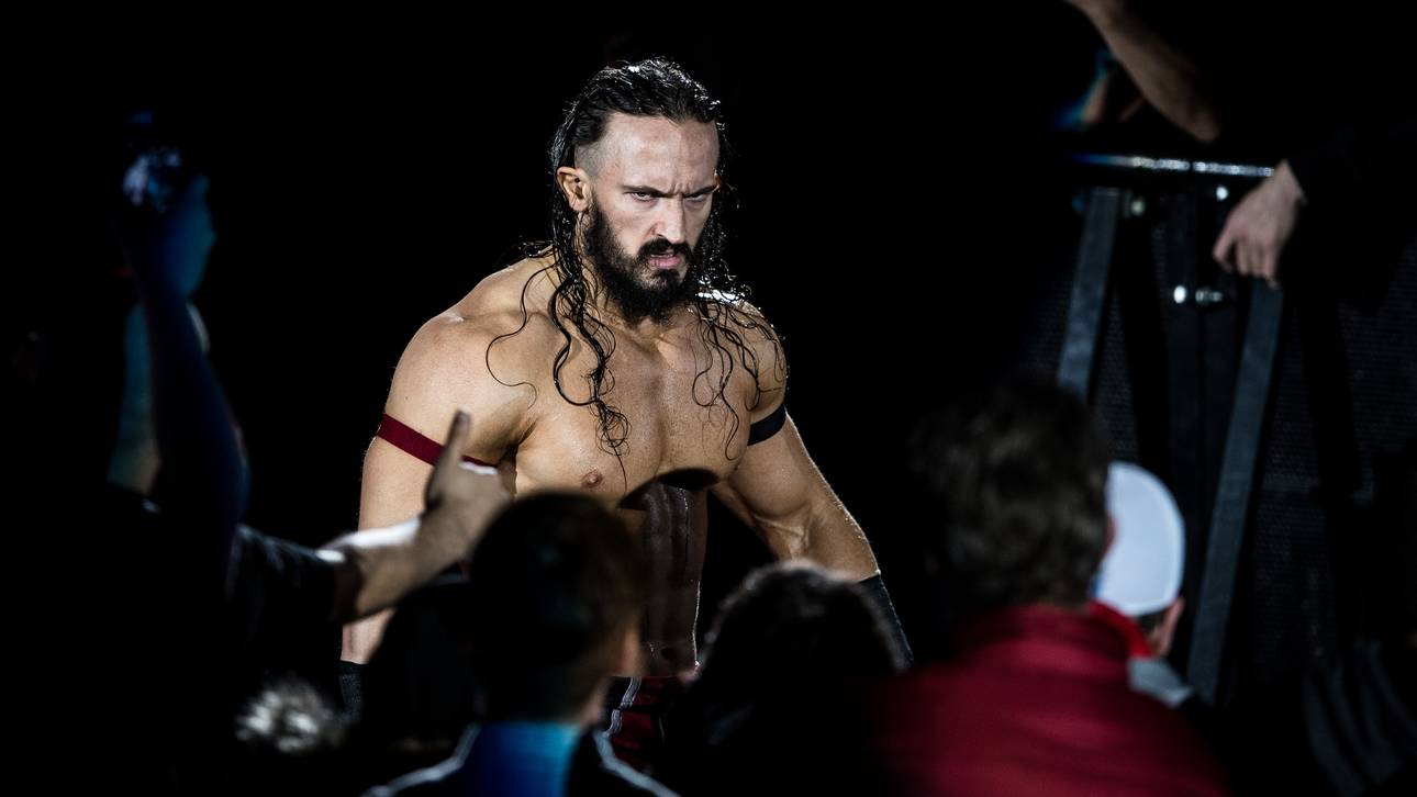 Darum provozierte Neville sein WWE-Aus