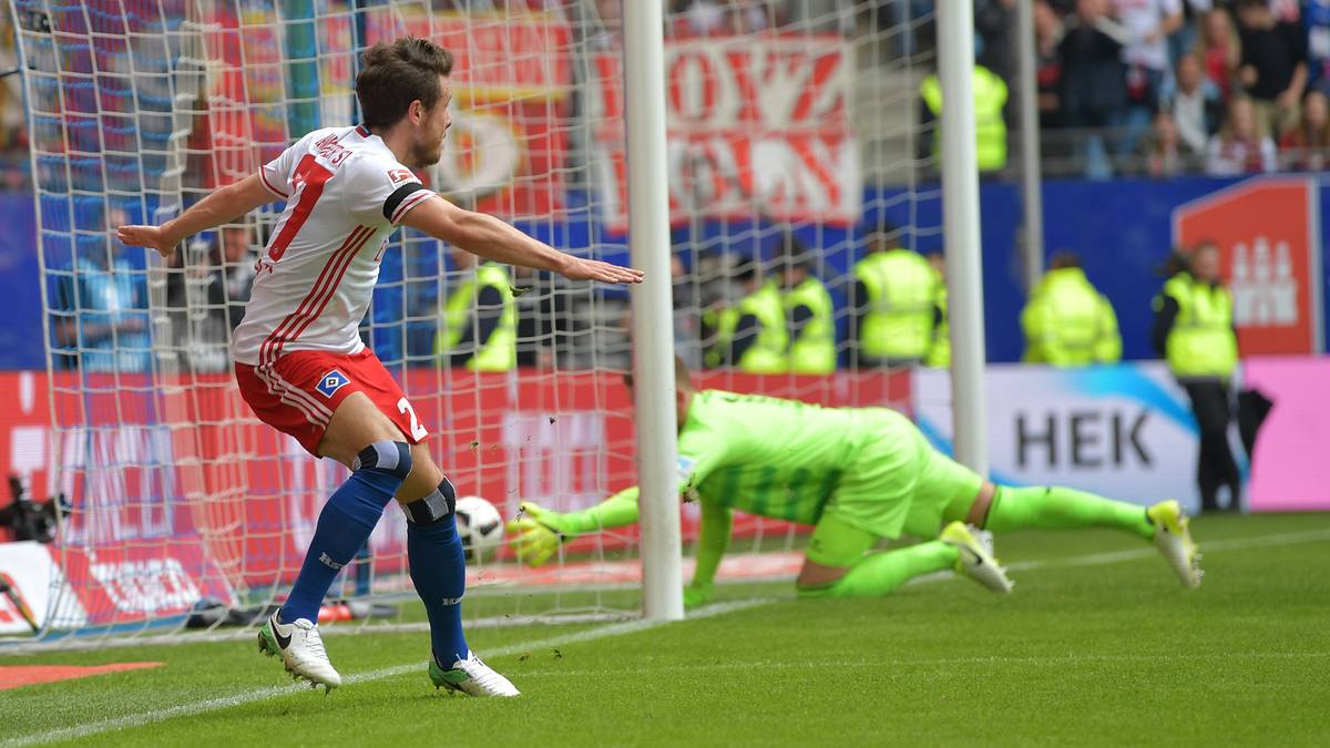 In Hamburg empfängt der HSV den 1. FC Köln zum Traditionsduell. Nicolai Müller bringt die Rothosen in der 13. Minute in Führung