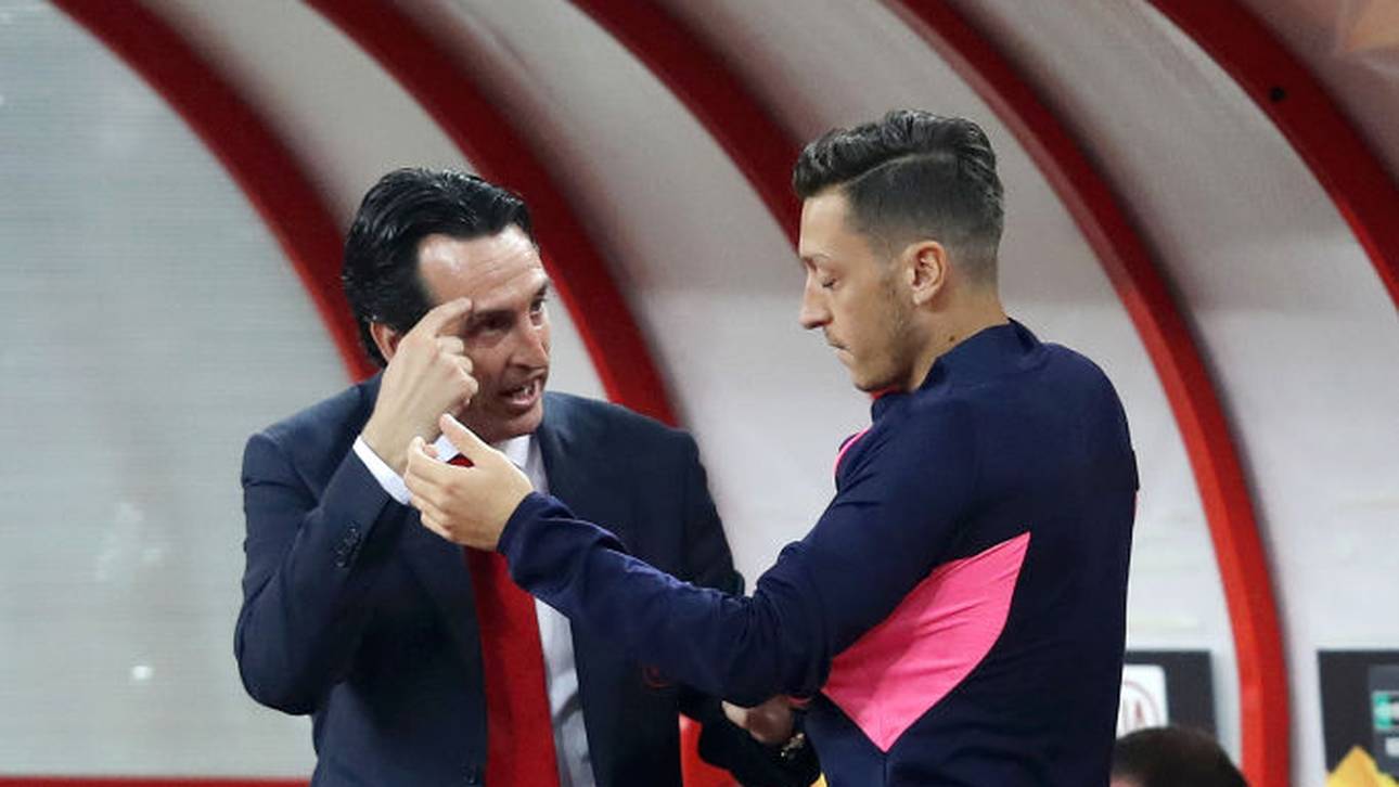 Emery tritt gegen Özil nach