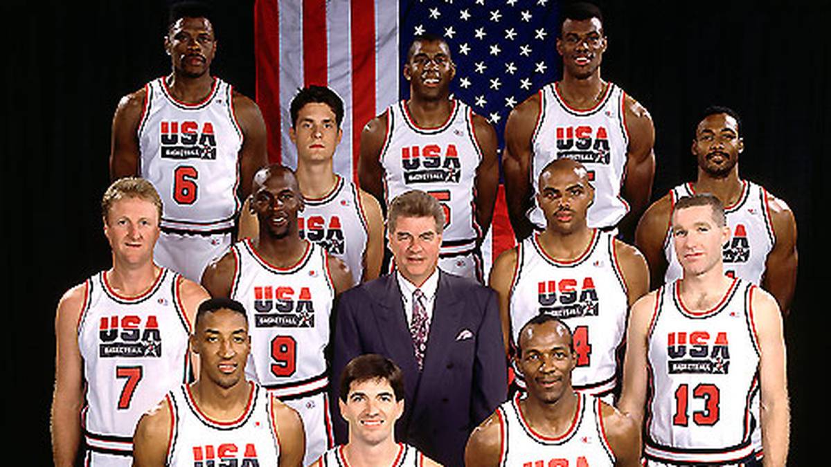 Ein weiteres Highlight folgte im Sommer 1992. Mit zahlreichen anderen Superstars nahm Johnson an den Olympischen Spielen teil. Das "Dream Team" war geboren