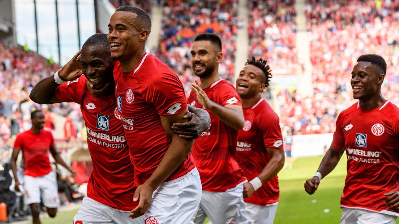 Mainz jubelt nach Badstuber-Fehler