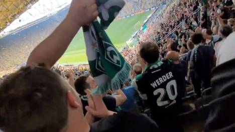Werder Bremen hat am Wochenende ein historisches Spiel hingelegt. In den letzten 6 Minuten drehen die Bremer einen 0:2-Rückstand in einen Sieg. So war die irre Aufholjagd aus Fansicht.