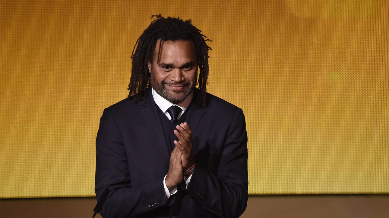 Karembeu wäre gerne Pornostar