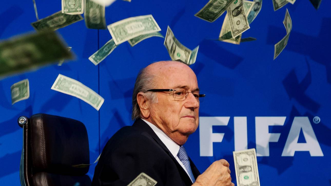 Blatter mit Scheinen beworfen