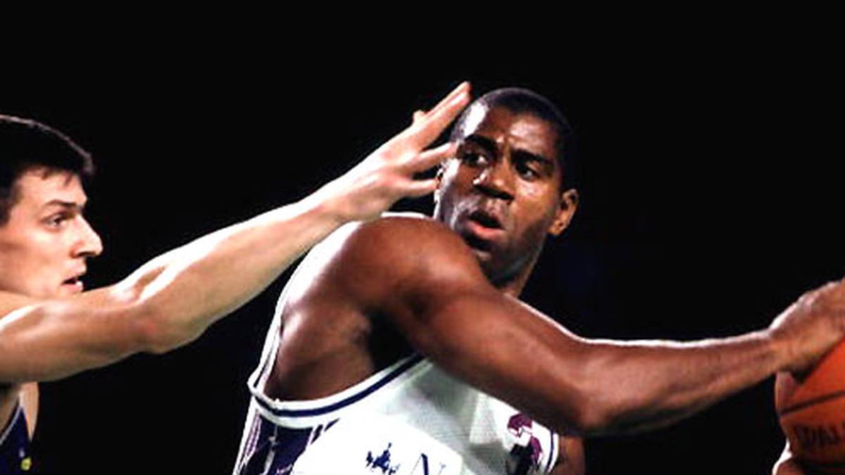 Wieder auf den Geschmack gekommen, wagte "Magic" einen Comeback-Versuch. Er spielte in einigen Vorbereitungsspielen mit, brach das Comeback aber noch vor Saisonbeginn ab. Als Grund nannte er Diskussionen unter aktiven Spielern