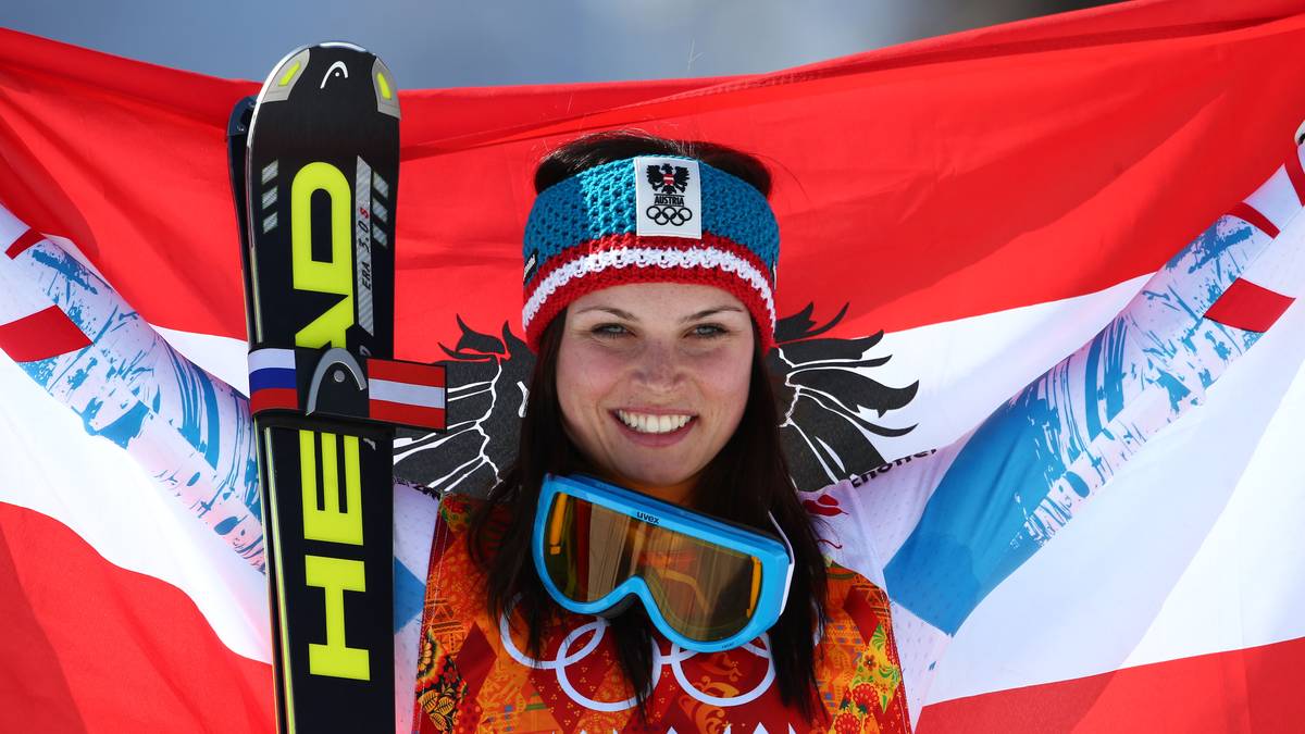 In Sotschi gelingt ihr das vorzüglich. Im Super-G holt sie die Goldmedaille vor DSV-Star Maria Höfl-Riesch