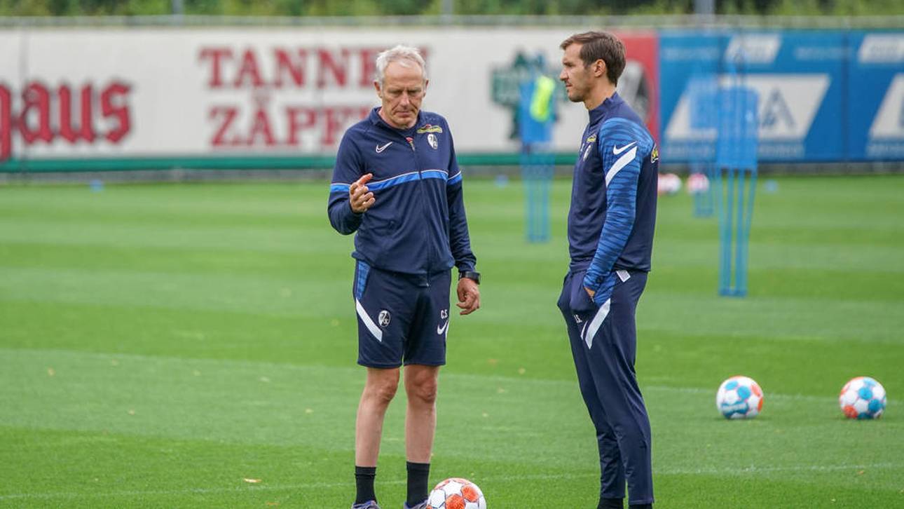 Julian Schuster (r.) hat das Traineramt beim SC Freiburg von Christian Streich übernommen