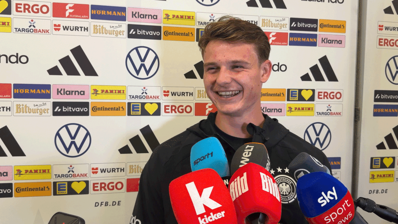 Kriegt Neuer das Debüt-Trikot, Herr Urbig?