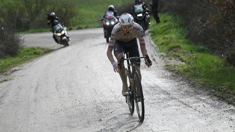 Im März gewann Tadej Pogacar die Strade Bianche