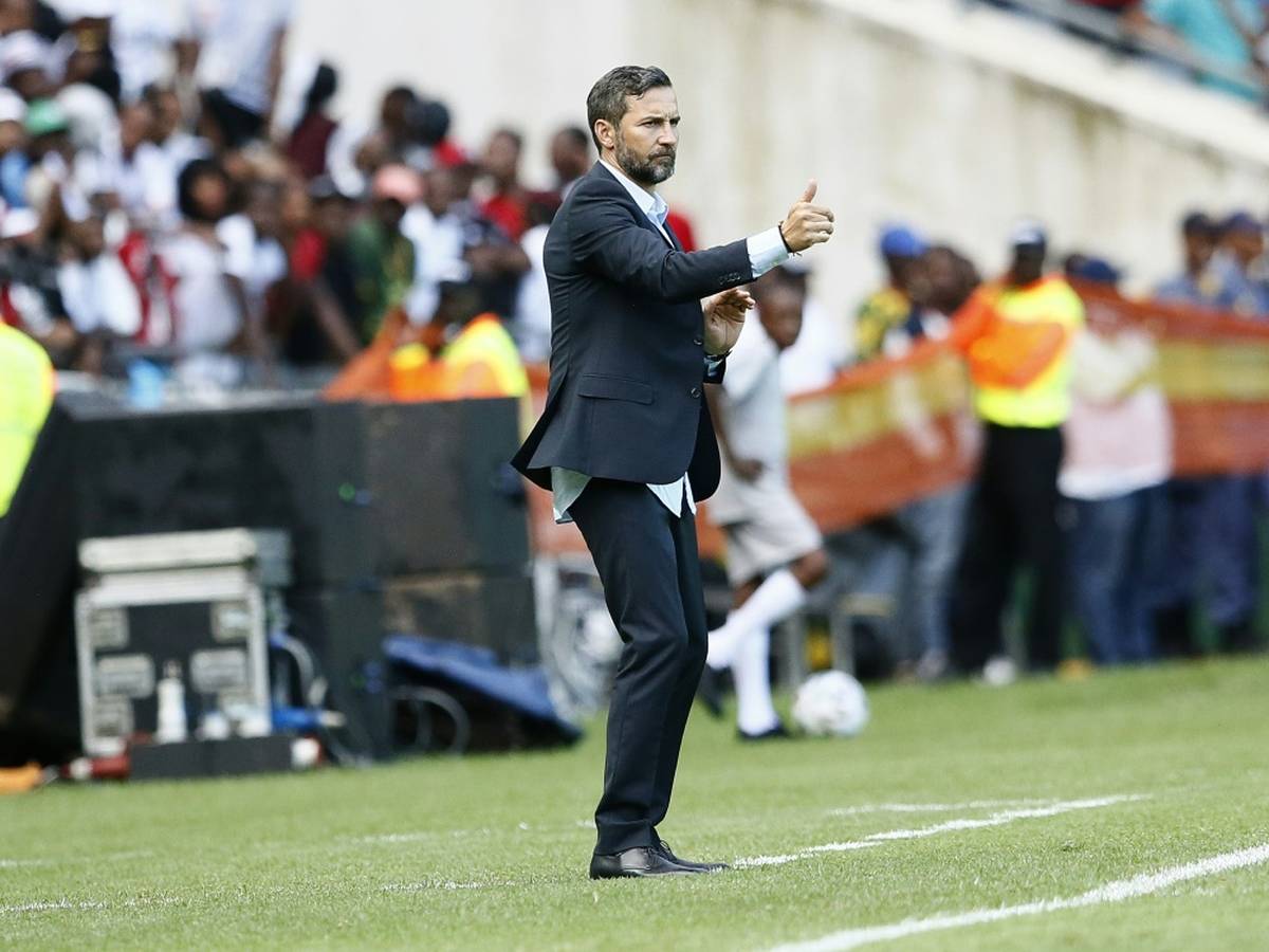 Sudafrika Ex Hsv Coach Zinnbauer Gewinnt Ligapokal Mit Orlando Pirates