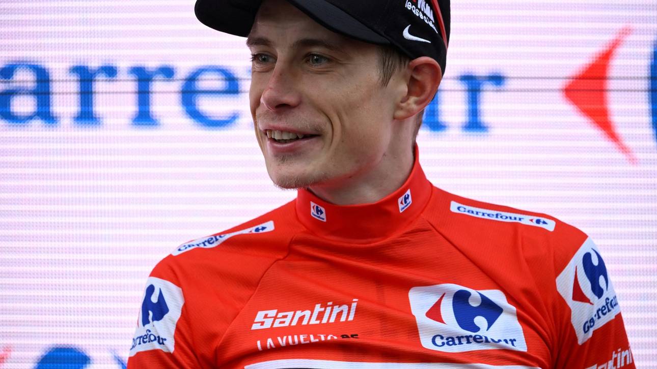 Improvisierte Siegerehrung bei Vuelta