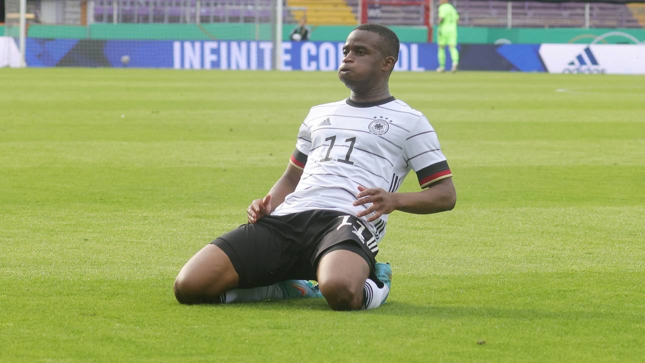 U21-Kader fix: Mit Moukoko zur EM!