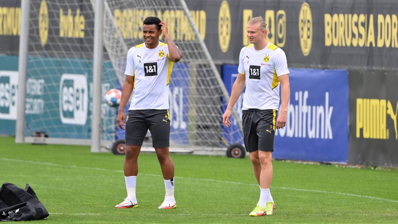 Manuel Akanji (l.) und Erling Haaland bald wieder vereint?