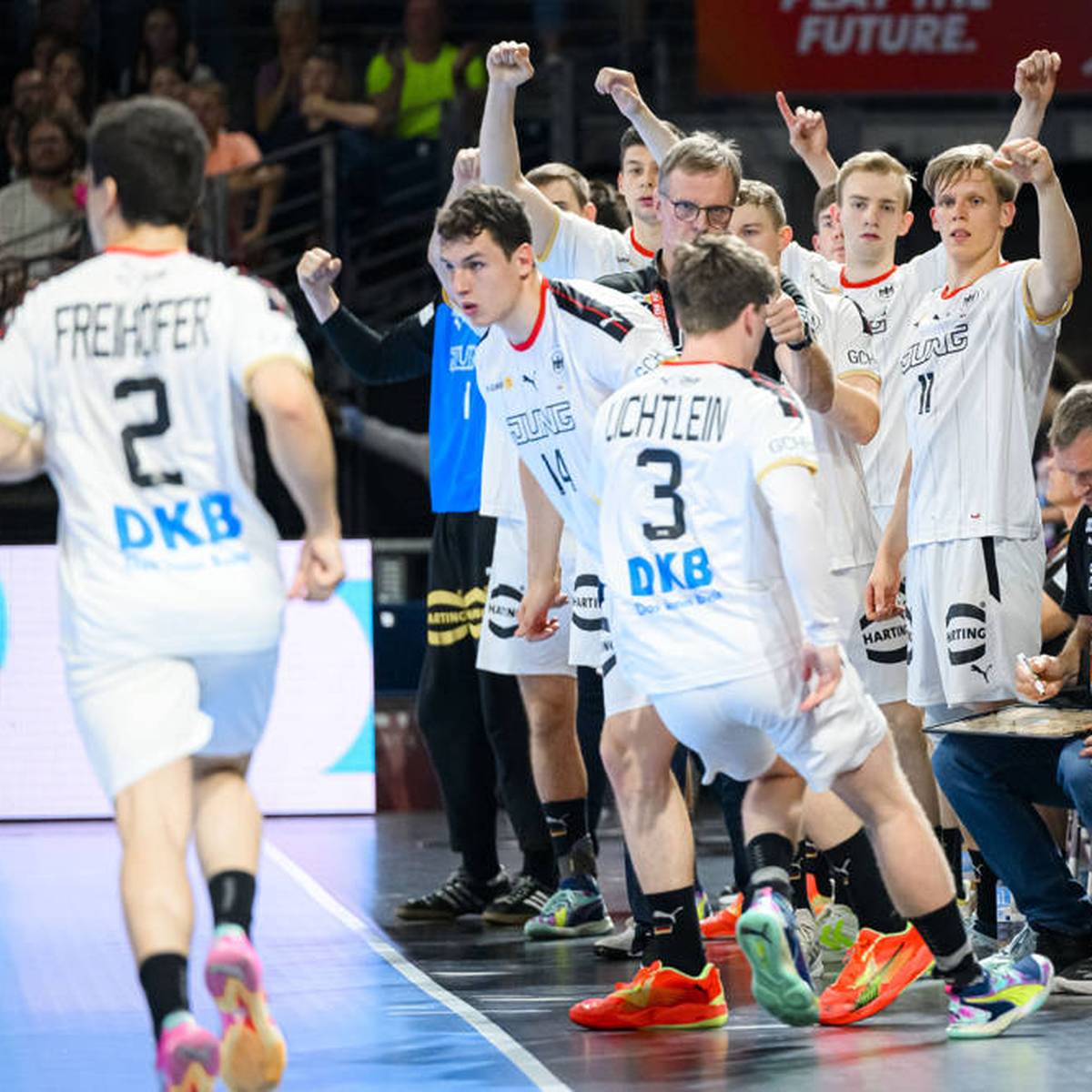 Handball U21-WM Titel-Traum lebt! Deutschland stürmt ins Finale