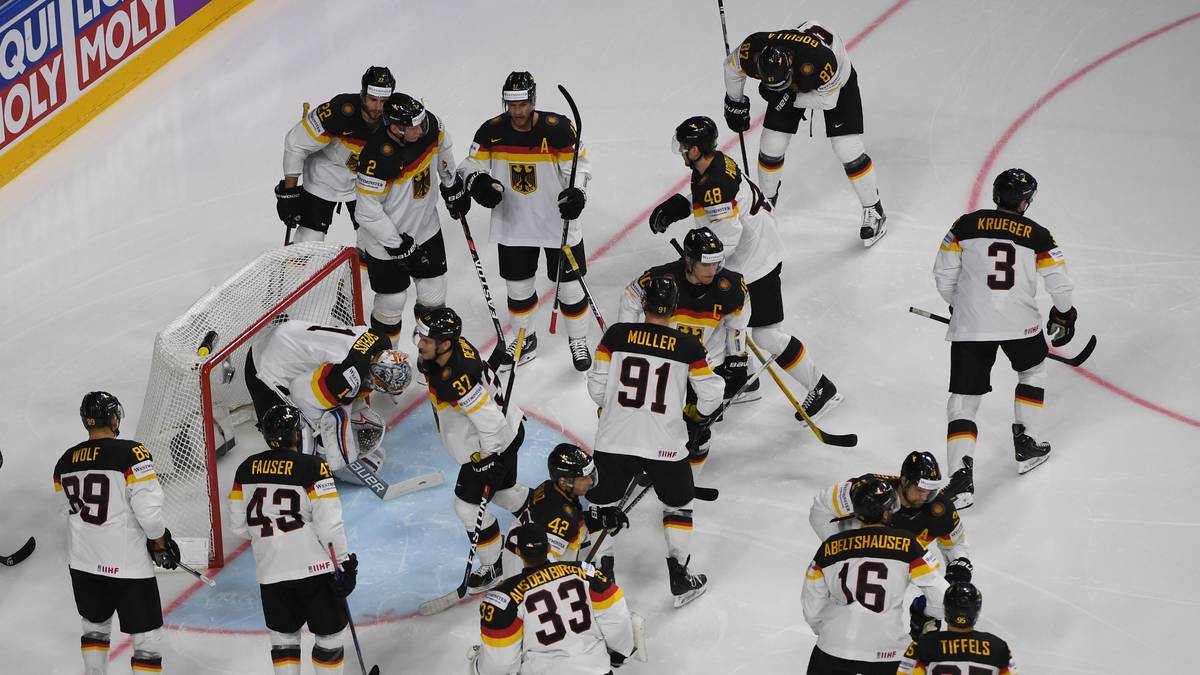PLATZ 9: DEUTSCHLAND (5/4): Gegen die USA nutze das DEB-Team die Gunst der Stunde und gewann mit etwas Glück. Gegen Schweden hielt die Mannschaft von Trainer Marco Sturm lange gut mit