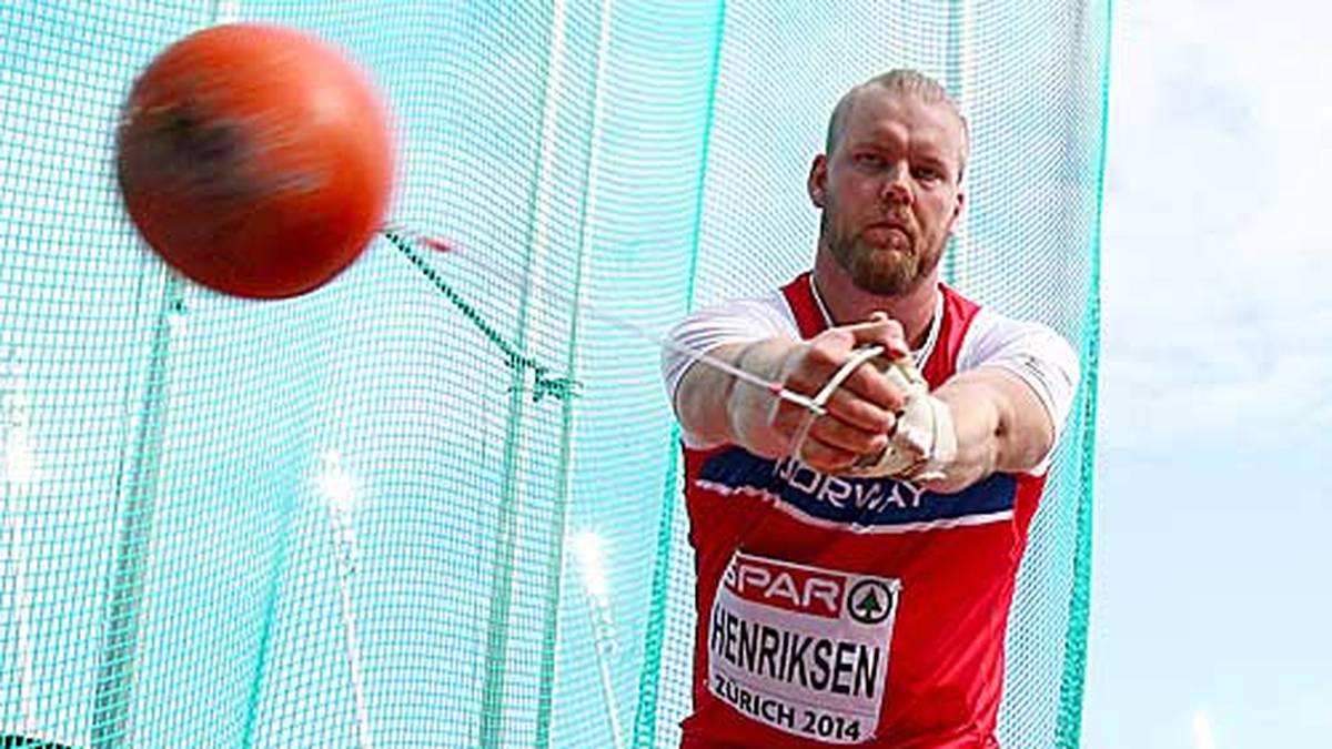 Tag 3: Schwing den Hammer: Der Norweger Eivind Henriksen holt ordentlich Schwung, bevor er den Hammer loslässt