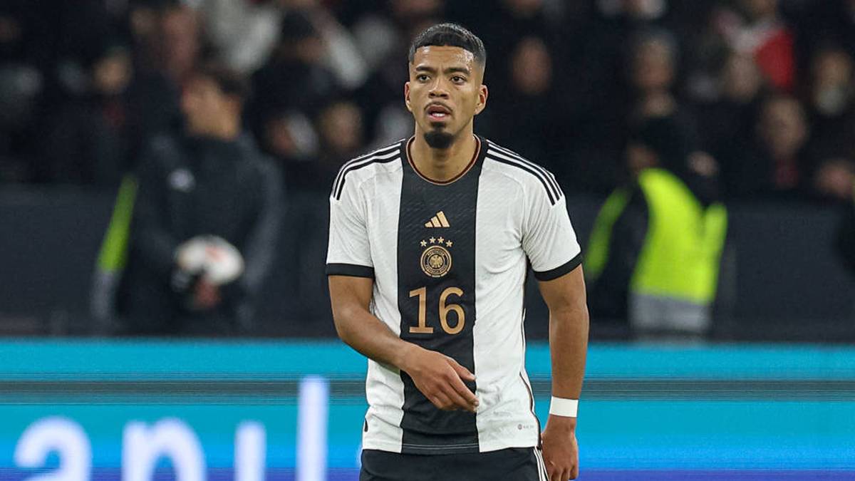 BENJAMIN HENRICHS  (RB Leipzig/27 Jahre/14 Länderspiele)