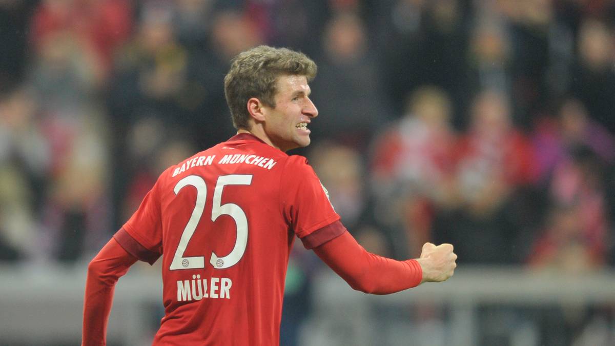 90. Bundesliga-Tor: 12.03.2016 - Diesmal heißt der Gegner Werder Bremen. Beim 5:0-Sieg seiner Bayern knipst Müller doppelt