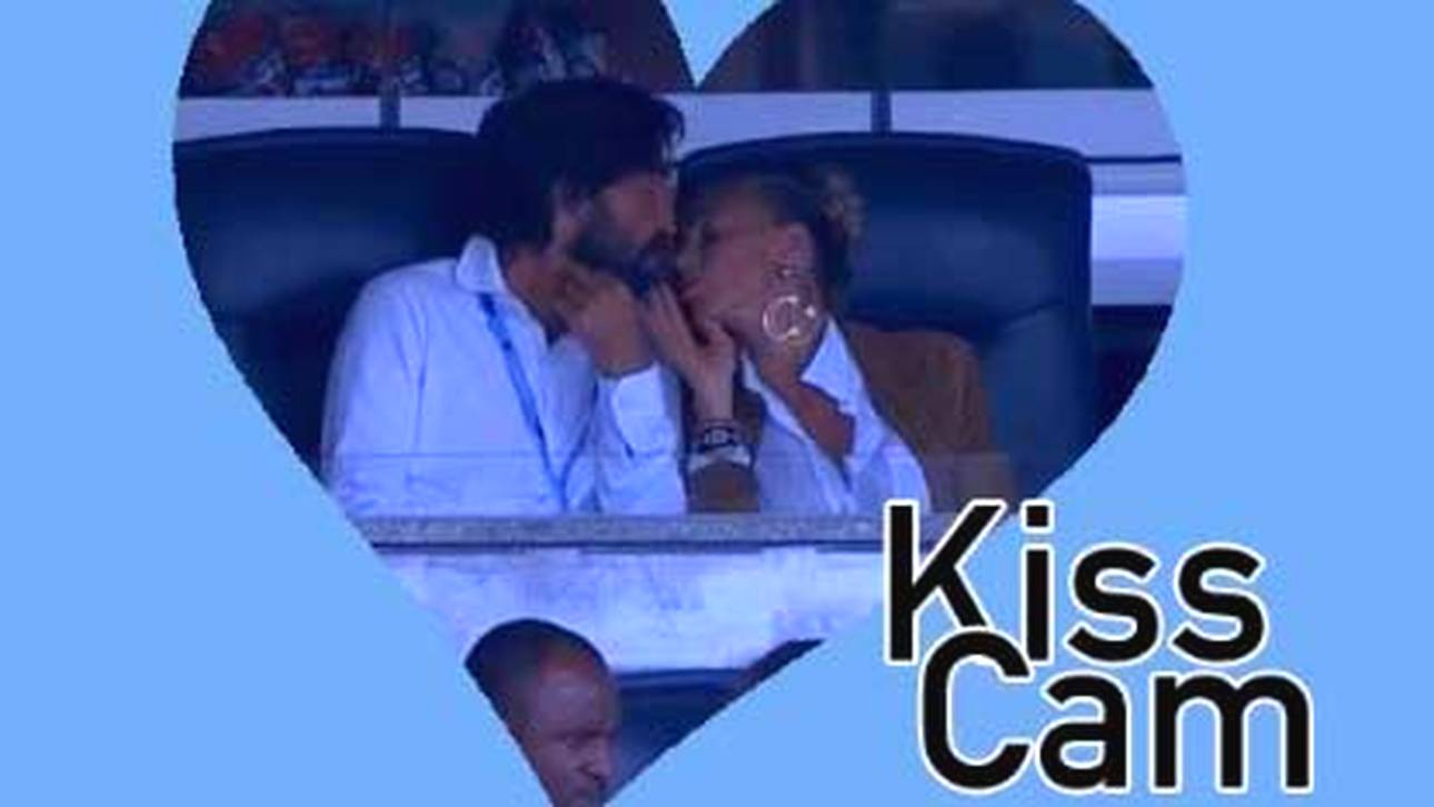 Kiss Cam erwischt Andrea Pirlo