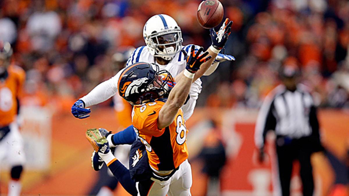 Die Offense der Broncos pflügt übers Feld und...