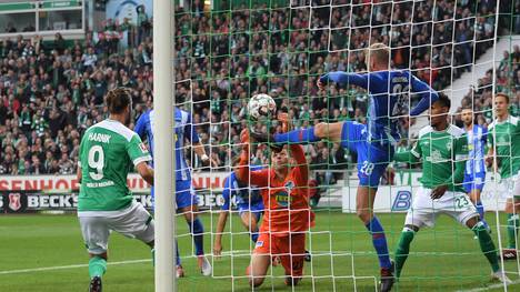 Bundesliga: Werder Bremen - Hertha BSC 3:1 - Harnik mit Slapstick-Tor