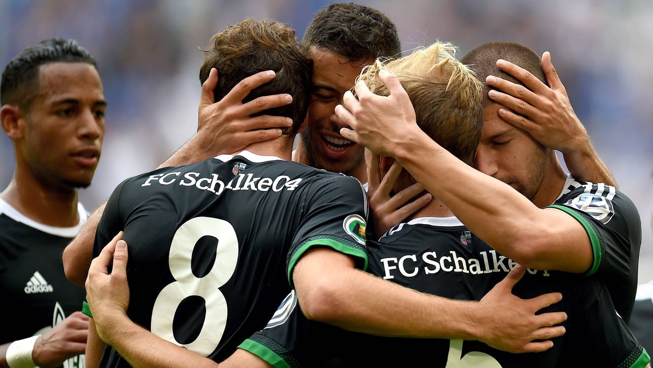 Schalke fertigt die Zebras ab