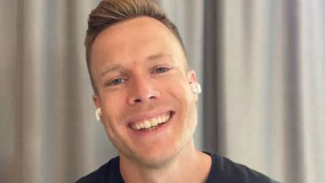 Im Interview mit Sport1 redet Paralympic-Sportler Markus Rehm (Weitsprung und Sprint) über seinen Weltrekord, seinen großen Traum und was für den paralympischen Sport in den letzten Jahren passiert ist. 