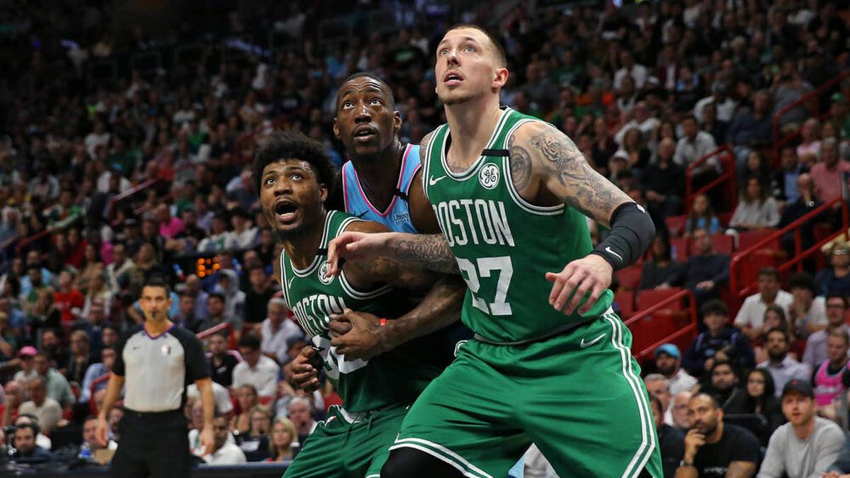 DANIEL THEIS (31/INDIANA PACERS): Wie Dennis Schröder schlägt auch Daniel Theis ein neues Kapitel in der NBA auf. In der vergangenen Saison noch für die Boston Celtics am Start, geht er nun für die Indiana Pacers auf Korbjagd.
