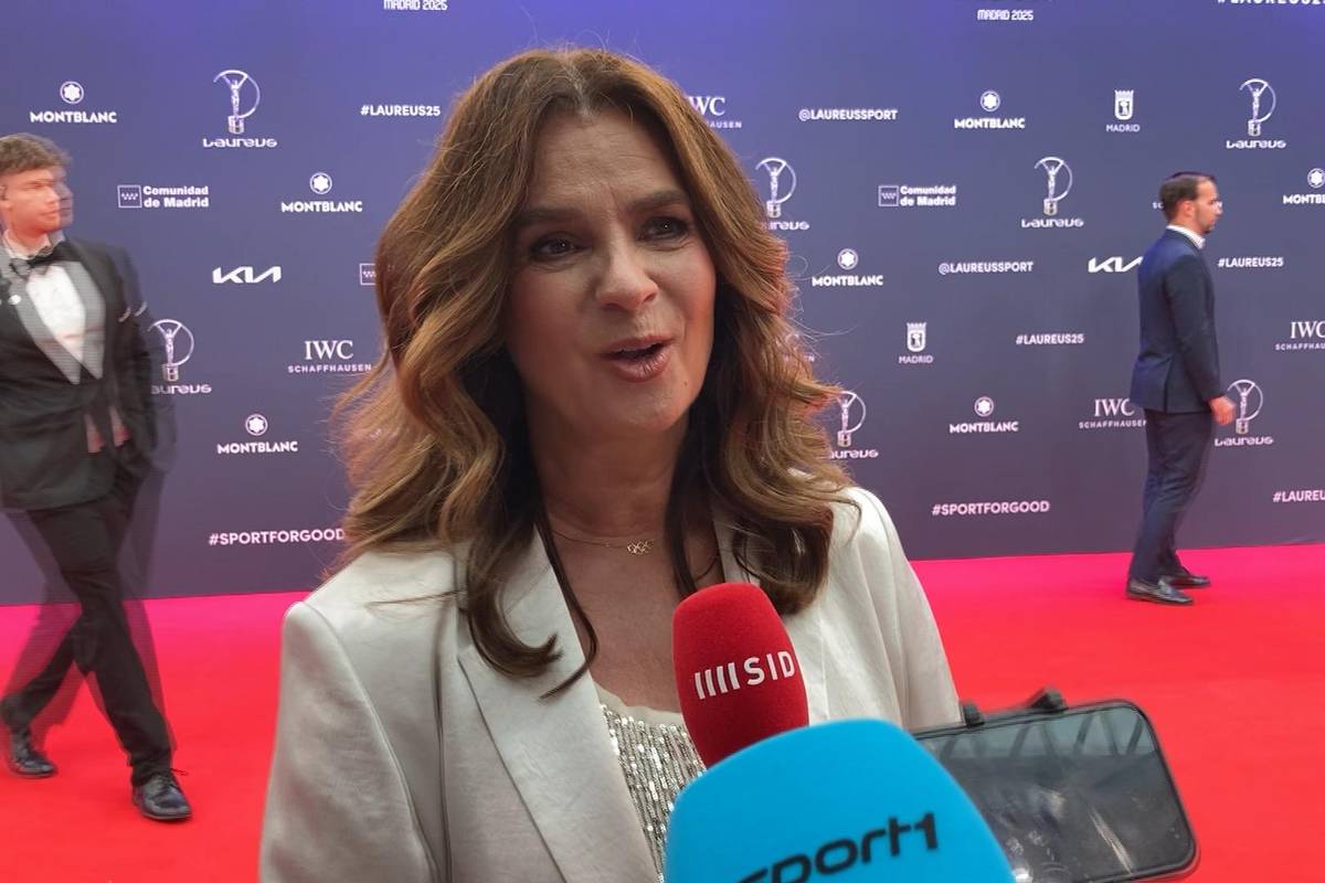 Minerva Hase und Nikita Volodin sind bei der Eiskunstlauf-WM in Boston dank der besten Kür aller Paare zur Silbermedaille gelaufen. Für Katarina Witt wäre es aber auch eine "Gold-Leistung" gewesen. 