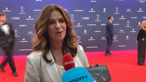 Minerva Hase und Nikita Volodin sind bei der Eiskunstlauf-WM in Boston dank der besten Kür aller Paare zur Silbermedaille gelaufen. Für Katarina Witt wäre es aber auch eine "Gold-Leistung" gewesen. 