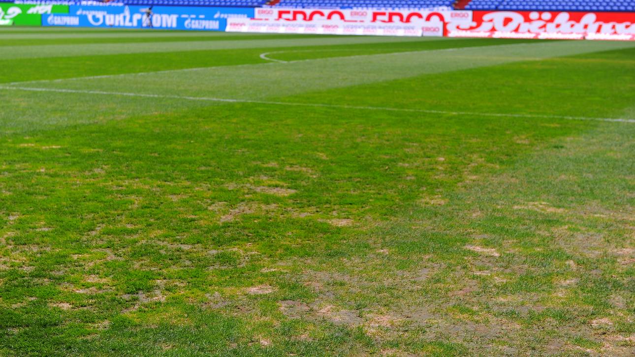 Schalke auf neuem Rasen gegen 1899