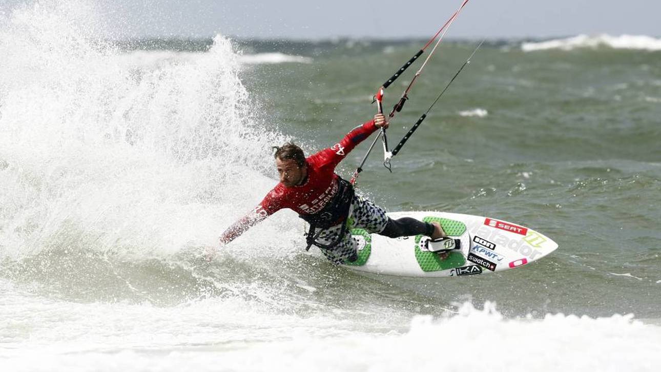 Henning Nockel beim Kitesurfen
