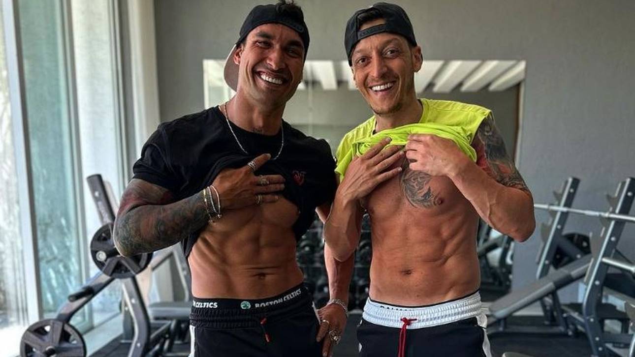 Özil nach Tattoo-Wirbel abgestraft