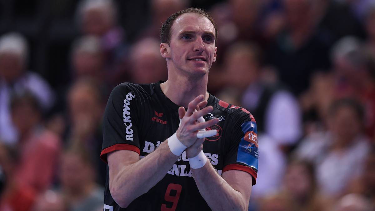 Zwei Siege fehlen den Nordlichtern zur Titelverteidigung. Ljubomir Vranjes glaubt nicht an einen erneuten Ausrutscher. "Ich habe Schwierigkeiten zu sehen, wo Flensburg noch patzen sollte", so der ehemalige Flensburg-Coach bei SPORT1. Wie sieht das Restprogramm aus?