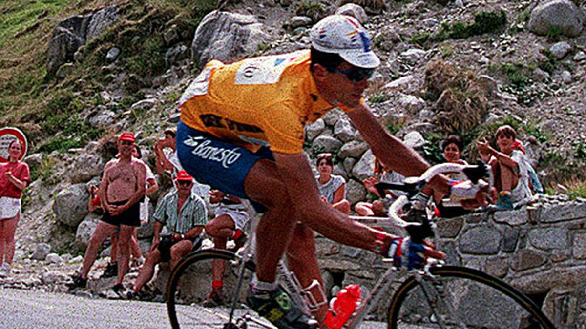 Bei vier seiner fünf Gesamterfolge erklimmt der Spanier Miguel Indurain zwischen 1991 und 1995 den Tourmalet - allerdings nie als Erster