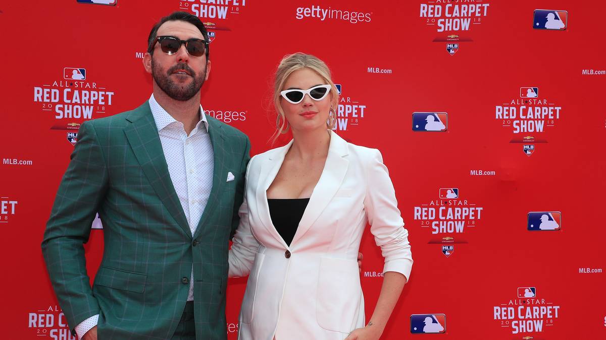 Damit ist das Paar ein wahr gewordener Traum von Schönheit und Erfolg. Bereits seit 2014 sind die beiden zusammen. Die Heirat fand wenige Tage nach dem World-Series-Erfolg Verlanders in der Toskana statt. Im November 2018 kam die erste Tochter zur Welt