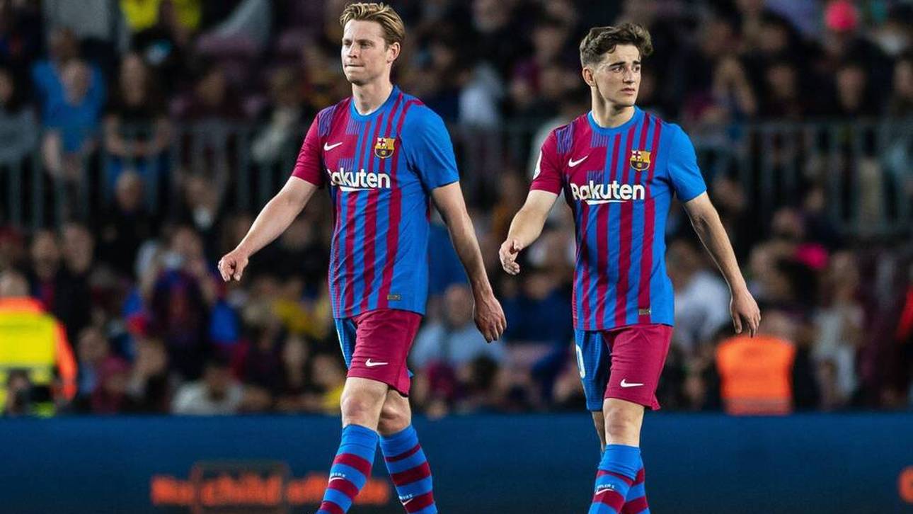 Der FC Barcelona kann aktuell nicht auf Gavi (r.) und  Starspieler Frenkie de Jong zurückgreifen